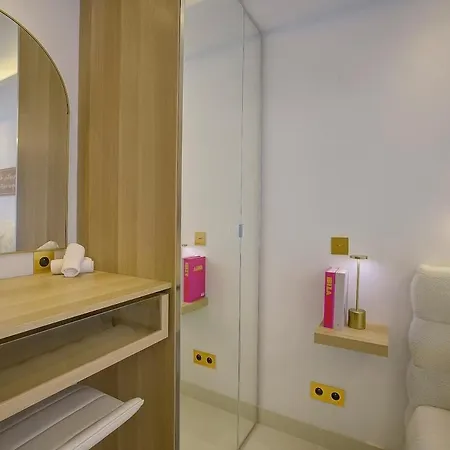 Luxe Azure Escape I Collection アパート *