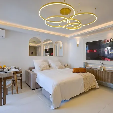 Luxe Azure Escape I Collection アパート ジュアン・レ・パン